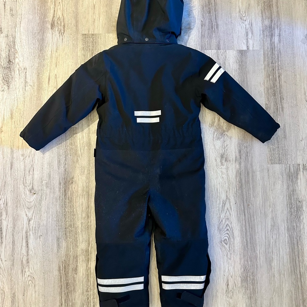 Lindberg
COLDEN WINTER OVERALL - BLACK
See pics for measurements - Picture 9 of 10